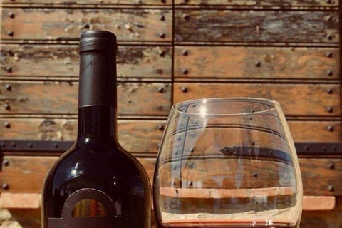 From Tirana or Durrës: Vineyard Tour and Wine Tasting From Tirana or Durrës: Vineyard Tour and Wine Tasting