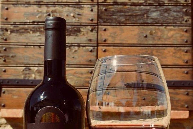 From Tirana or Durrës: Vineyard Tour and Wine Tasting From Tirana or Durrës: Vineyard Tour and Wine Tasting