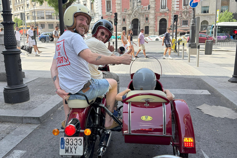 Madrid Highlights: Private Vintage Sidecar Tour (1 Hour)