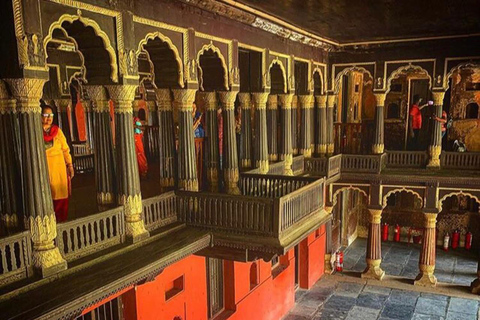Bangalore: Tipu Sultan’s Palace Guided Heritage Tour