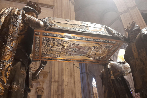 Seville: Entrance and guided tour of the Cathedral Seville: Entrance fee and guided tour Cathedral
