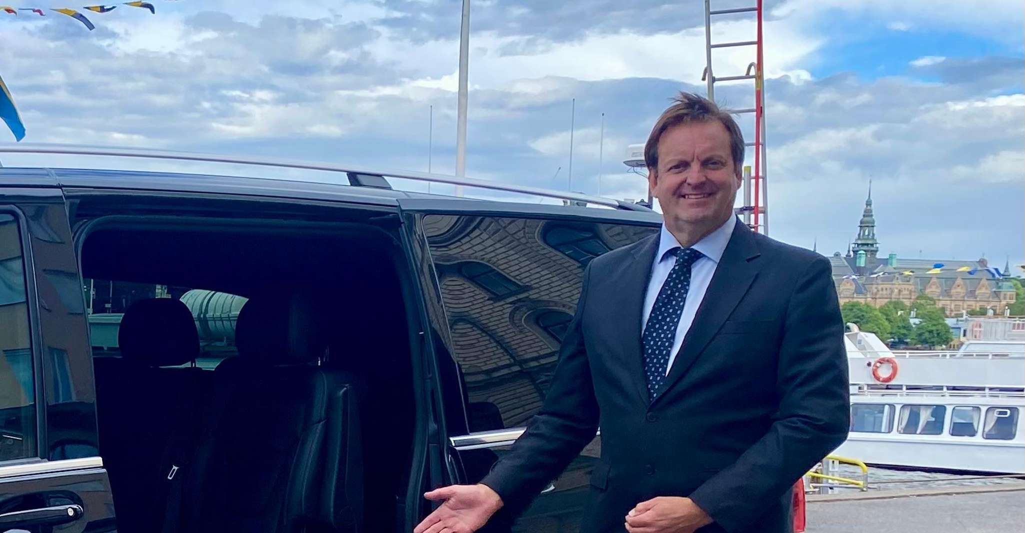 Stockholm VIP half day city tour by incl. Vasa Ship Museum