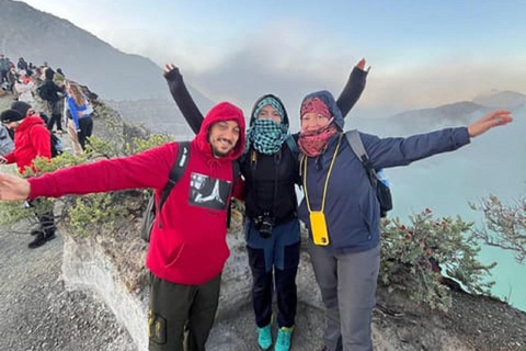 Banyuwangi/Bali: Ijen Blue Fire Tour With Transport Option From Banyuwangi Transportation and Driver Only (No Guide)