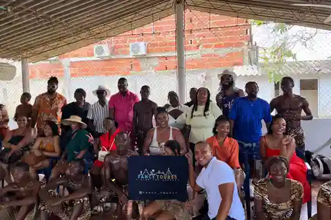 Cartagena: Visita a Palenque, espetáculo de dança, almoço, pick-up incluído