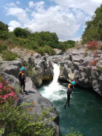 Alcantara River Jumps und Canyoning, ein echtes Abenteuer