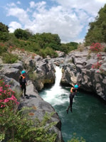 Alcantara River Jumps et Canyoning, une véritable aventure - Hizvo