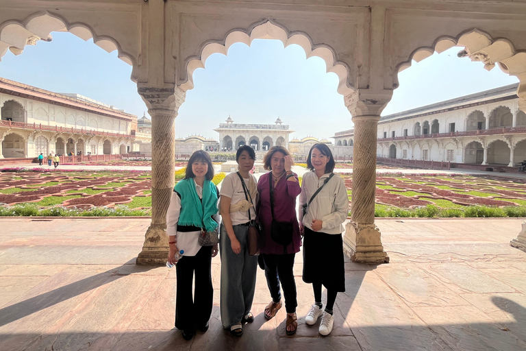 Excursión de un día a Agra desde Delhi: Explora el Patrimonio - Cena y Compra