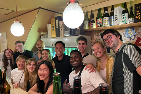 Tokyo: Shinjuku Local Bar and Izakaya Guided Walking Tour