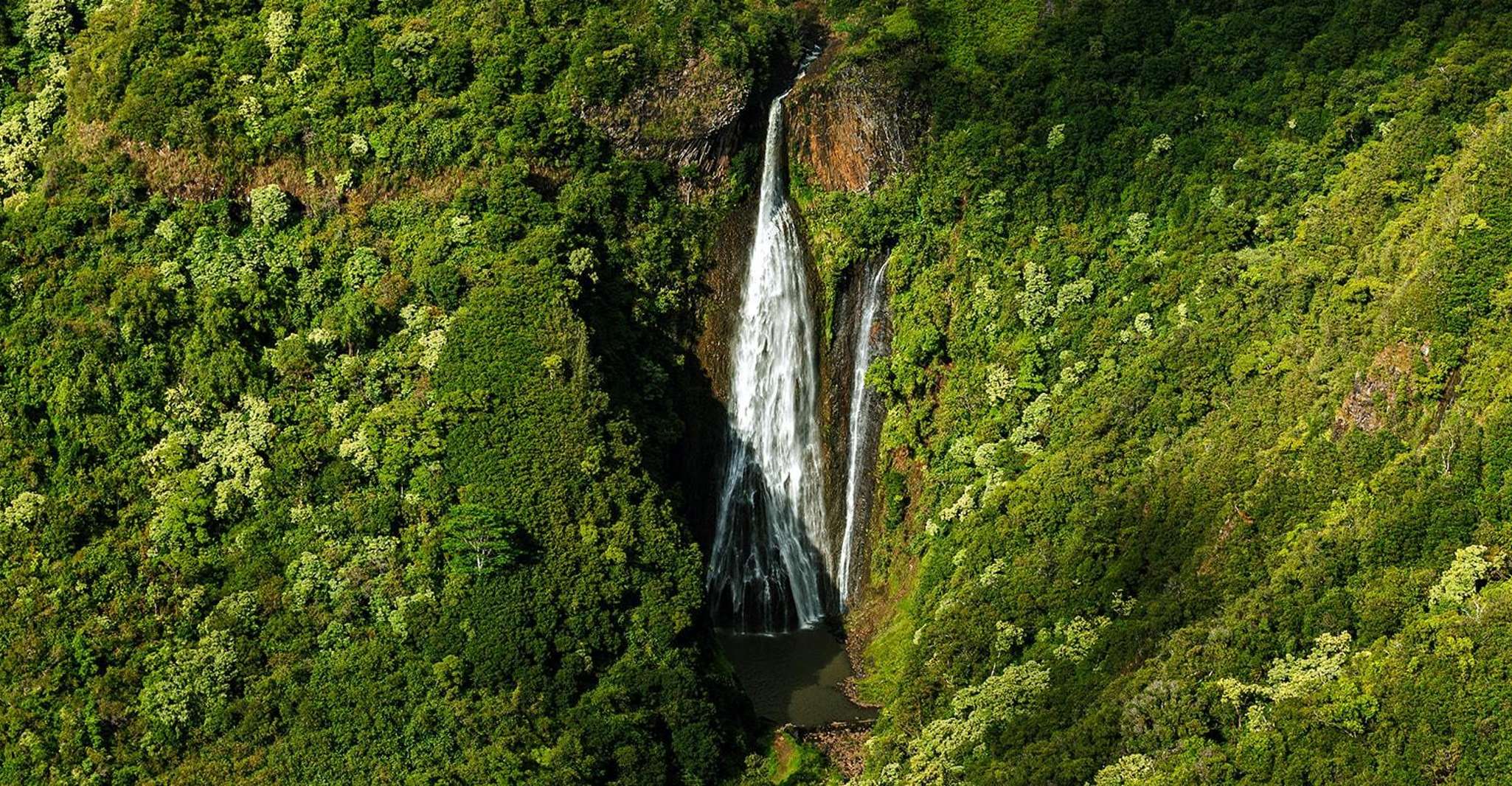 Kauai, Hughes 500 Doors-Off Helicopter with Window Seats - Housity