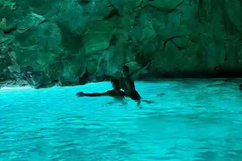 Vlora: Blaue Höhle und Grama-Bucht Ganztägige Speedboat-Tour