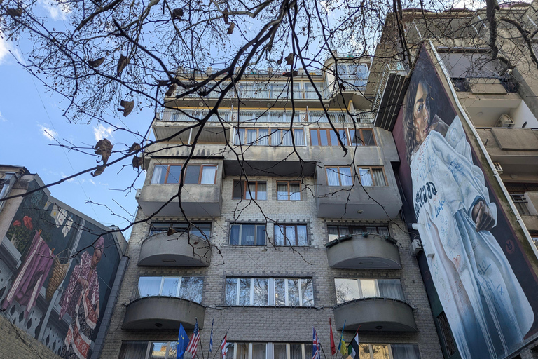 Tbilisi: Hidden Layers of Tbilisi Through Local Eyes Shared group/Small group