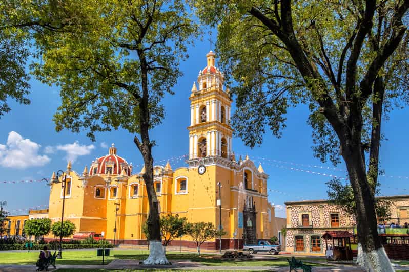 From Mexico City: Private Full-Day Tour to Cholula, Tonantzintla, and Puebla