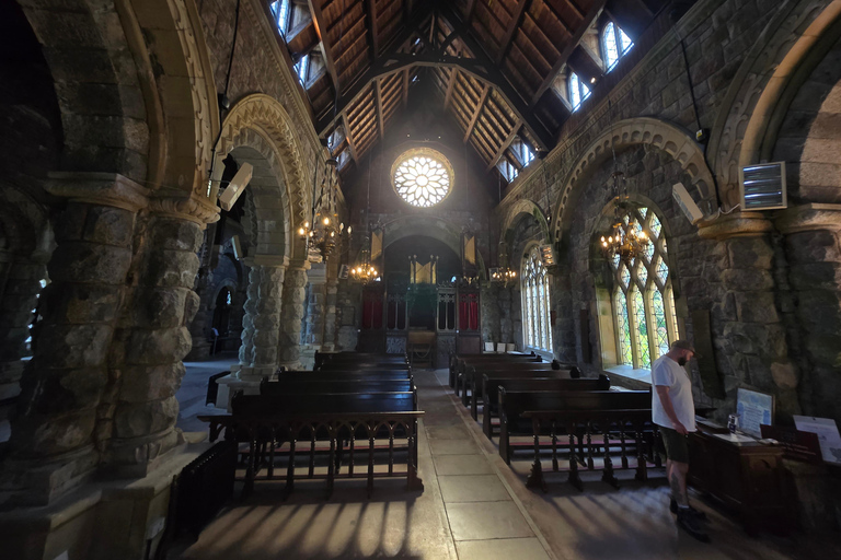 Greenock: Stirling Castle, Kelpies, & Luss Day Trip