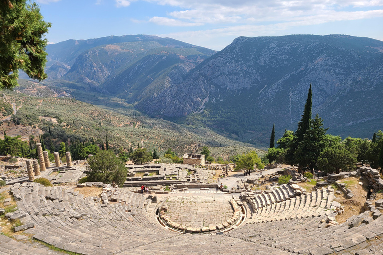 Delphi &amp; Arachova