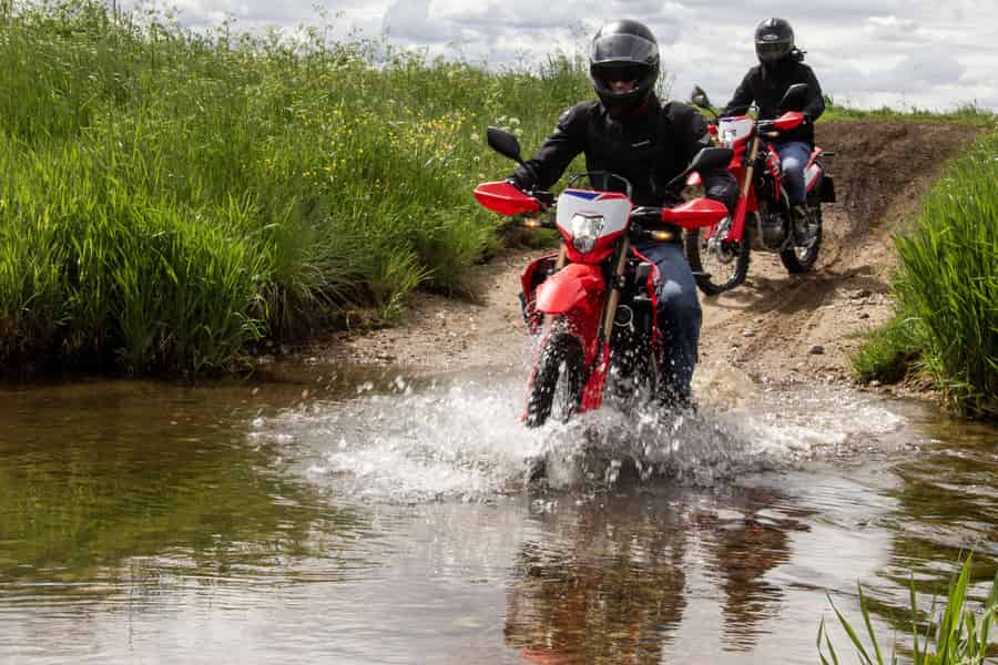 Enduro-Motorrad-Erlebnis rund um die Stadt Vilnius. Foto: GetYourGuide Enduro-Motorrad-Erlebnis rund um die Stadt Vilnius. Foto: GetYourGuide