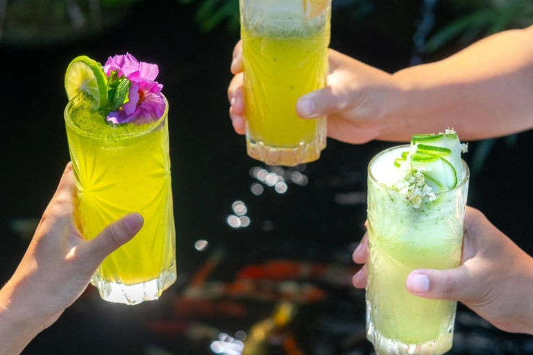 Ubud: Poolside Dining at Tropical Oasis Bar E‑Voucher Dining Voucher 350,000 IDR & Pool Accees Pass