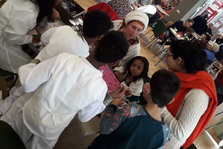 Thessaloniki: Art Walk & Creative Workshop with Guide Thessaloniki: Art Walk & Creative Workshop with Guide