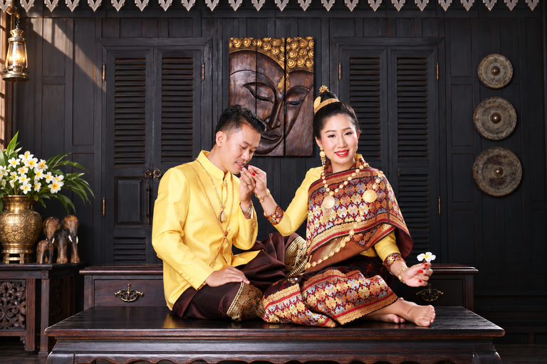 Vientiane: Premium Traditional Costume Photoshoot Vientiane: Premium Traditional Costume Photoshoot