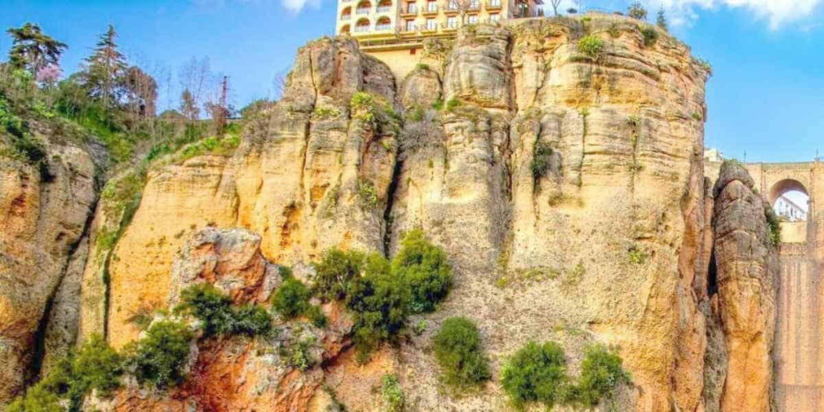 Von Sevilla aus Private Tagestour nach Ronda GetYourGuide