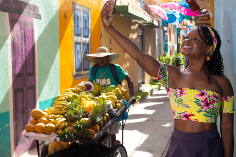 Cartagena InstaTour: Walk + Photos and Videos from Your Smartphone
