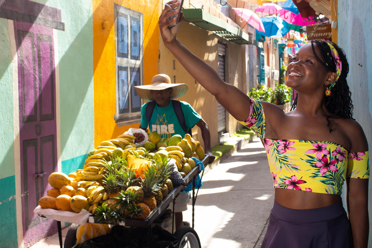 Cartagena InstaTour: Walk + Photos and Videos from Your Smartphone