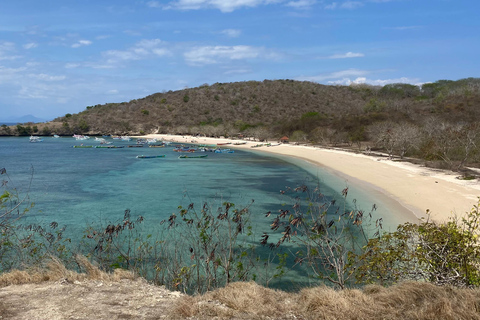 Lombok: Pink Beach and Snorkeling Trip With Lunch Lombok: Pink Beach and Snorkeling Trip With Lunch