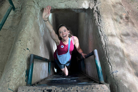 Ho Chi Minh: Cu Chi Tunnels &amp; Tan Lap Floating Village Tour