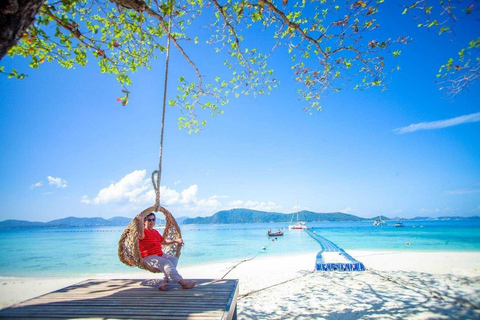 Excursion d'une journée sur l'île de Corail en bateau rapide depuis Phuket