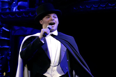 بوينس آيرس: عرض كارلوس جارديل تانجو مع عشاء اختياريبوينس آيرس: عشاء وعرض كارلوس جارديل تانجو لكبار 