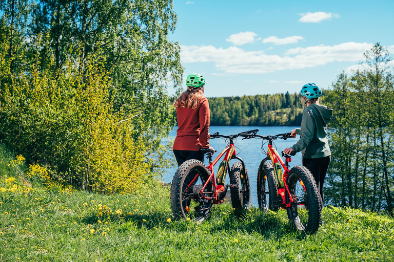 Levi: E-fatbike adventure with campfire and scenic views