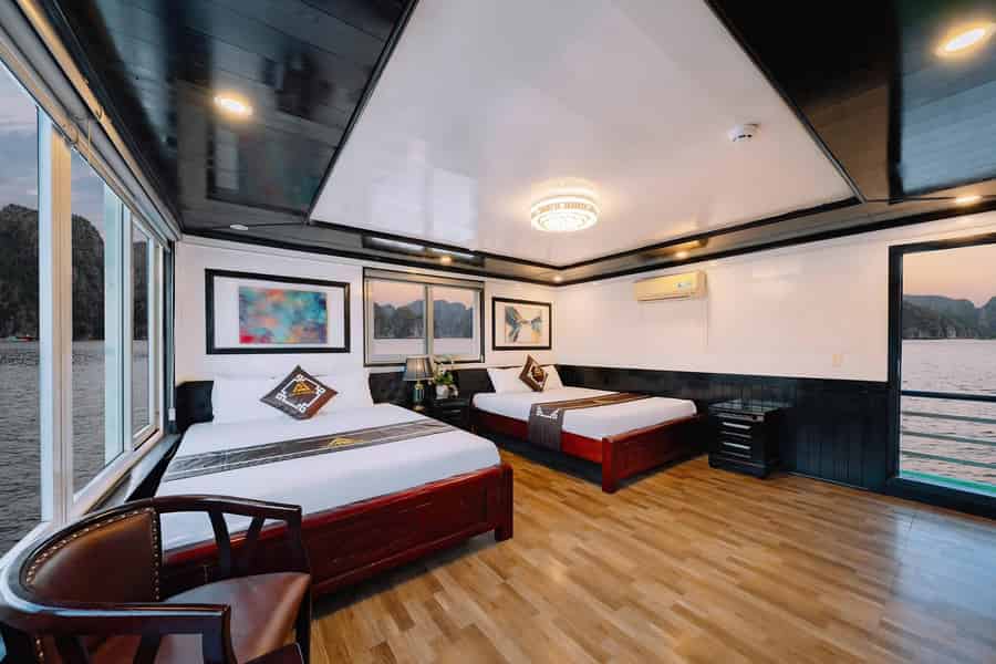 Cat Ba : 2D1N Lan Ha Bay - Ha long Bay - Dau Be Island. Foto: GetYourGuide Cat Ba : 2D1N Lan Ha Bay - Ha long Bay - Dau Be Island. Foto: GetYourGuide