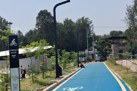 Addis Ababa: Guided City Highlights Bike Tour