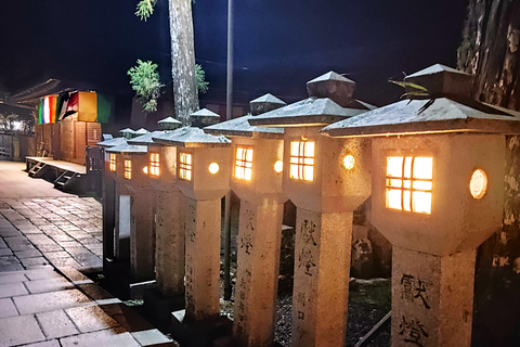 Koyasan : le silence sacré d&#039;Okunoin à l&#039;aube et à la nuit tombéeVisite à l&#039;aube