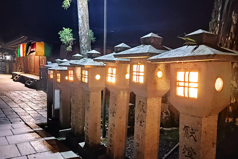 Koyasan : le silence sacré d&#039;Okunoin à l&#039;aube et à la nuit tombéeVisite à l&#039;aube