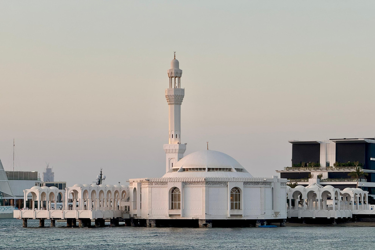 Jeddah: Historia i dziedzictwo podczas prywatnej wycieczki.