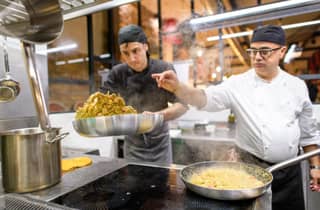 Rom: Gourmet-Foodtour mit Abendessen & Barolo-Wein