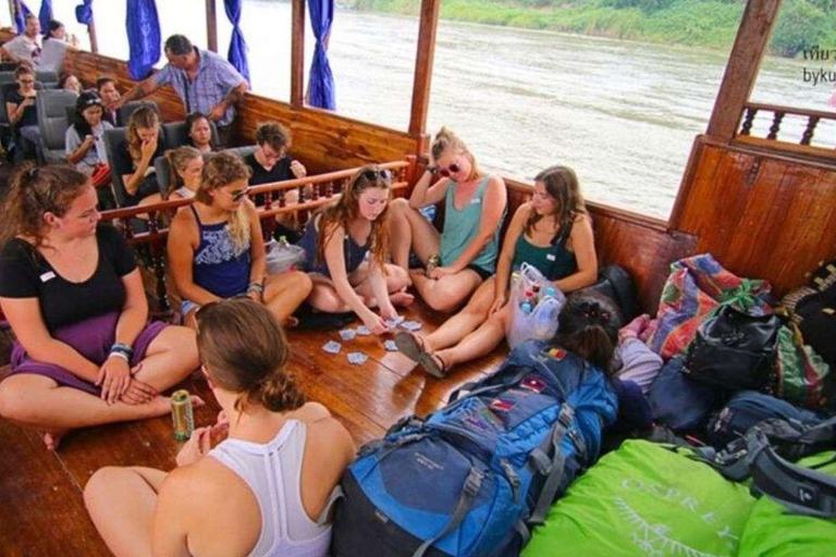 Viaje en Barco Lento: Chiang Mai a Luang Prabang 3Días 2NochesViaje en Barco Lento: Chiang Rai a Luang Prabang 3Días 2Noches