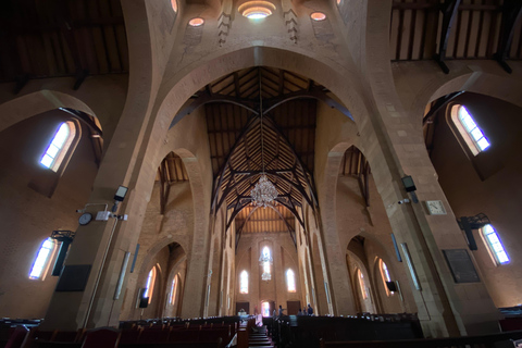 Kampala's Faith, Knowledge & Royalty: A Day Tour with Pickup