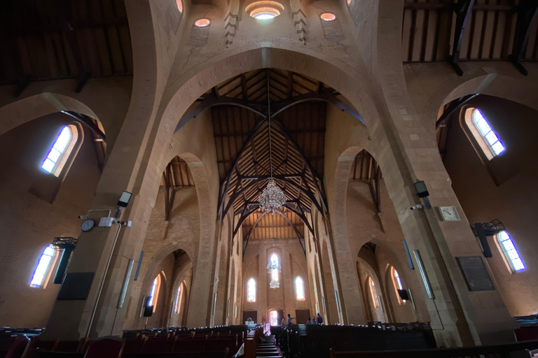Kampala's Faith, Knowledge & Royalty: A Day Tour with Pickup