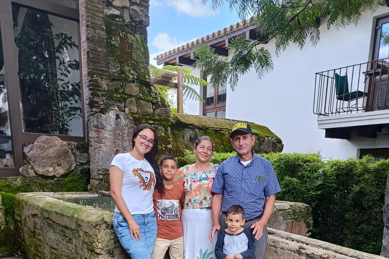 Shore Excursion from Puerto Quetzal to Antigua Guatemala and back