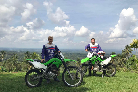 Bali: Dirt Bike Abenteuer mit Hoteltransfers