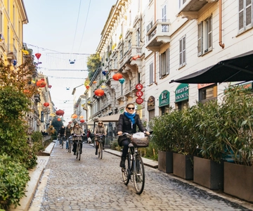 Milan: Hidden Gems Guided Bike Tour