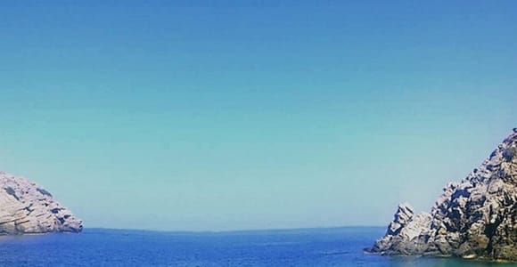 Chania: Private Powerboat Tour with Drinks and Towels