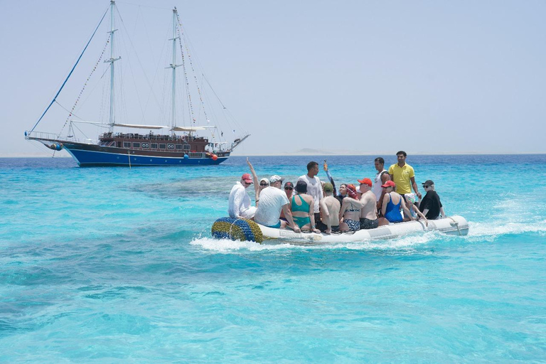 Marsa Alam: Pirates Premium Boat do zatoki żółwi z lunchem