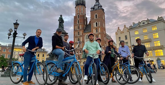 Krakow: Highlights of Krakow Bike Tour - Small Group