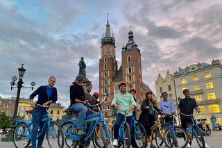 Krakow: Highlights of Krakow Bike Tour - Small Group