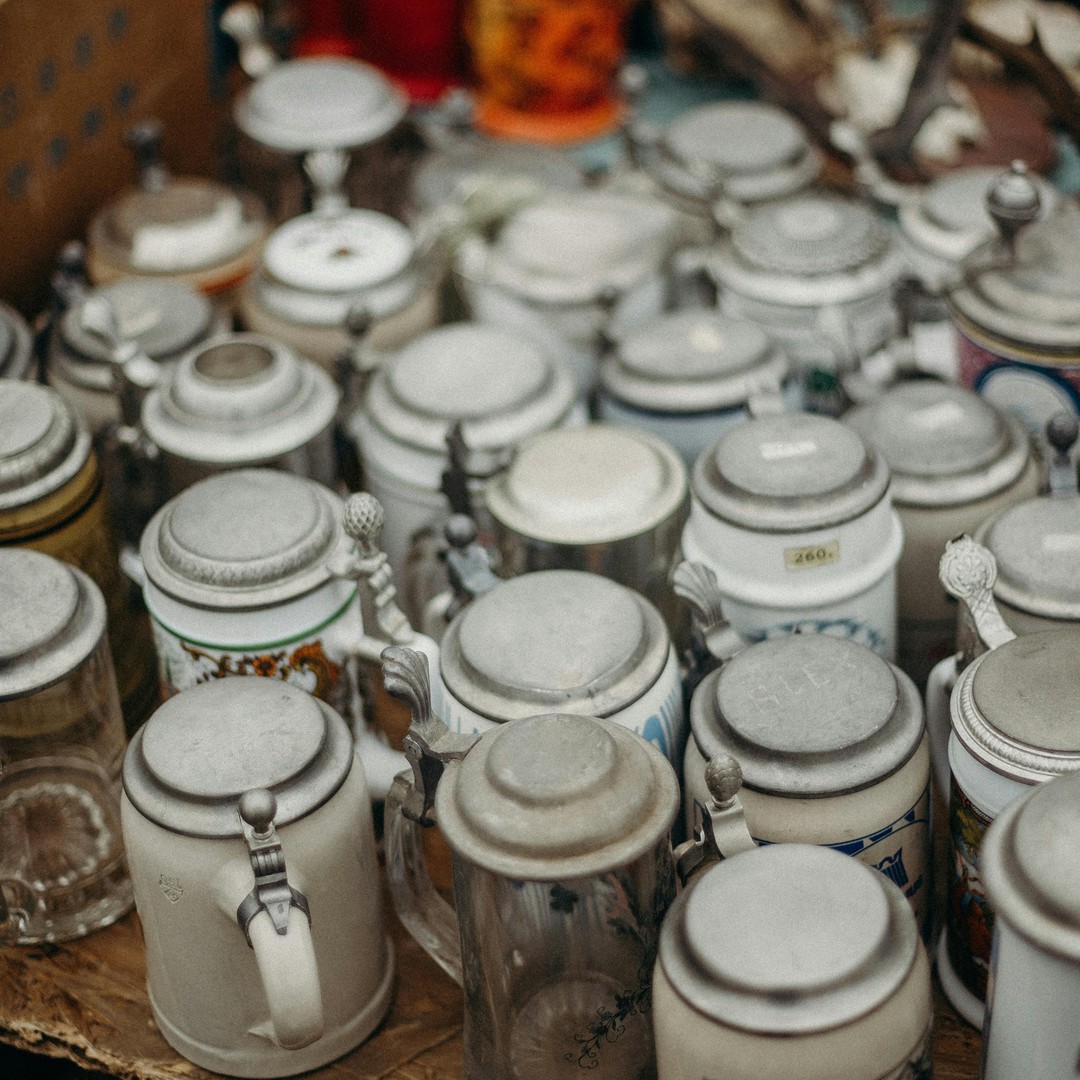 Visite privée : expérience du marché aux puces de Paris Saint-Ouen