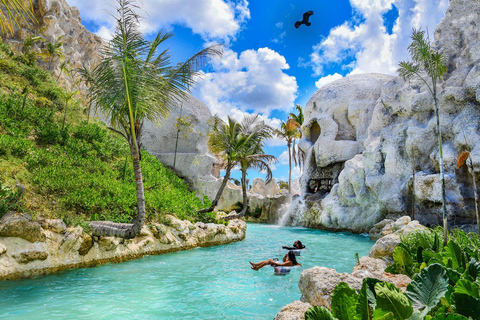 Entrée complète au parc aquatique El Dorado et transfert depuis Punta Cana