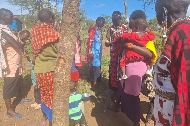 Visita ao vilarejo Maasai com boas-vindas tradicionais