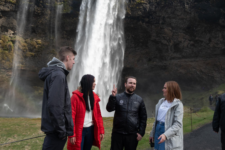 De Reykjavík: 7 dias pelo anel viário da Islândia e SnæfellsnesVersão básica: Excursão de 7 dias pelo anel viário da Islândia